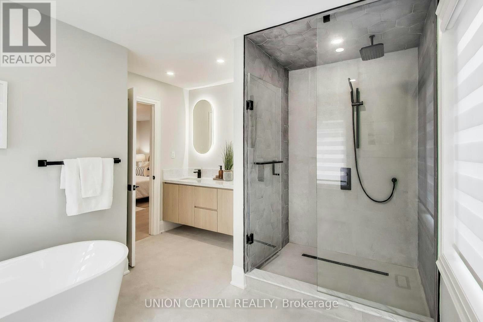 58 Forsyth Avenue N, Hamilton, ON, L8S 4E3 - 25