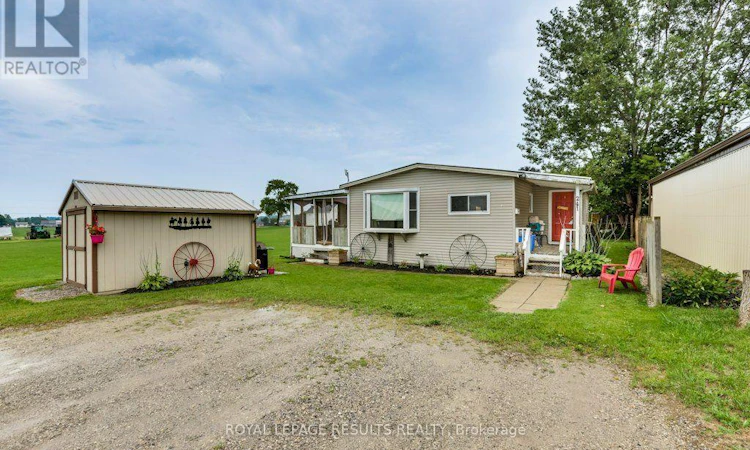 24 Pineview Avenue