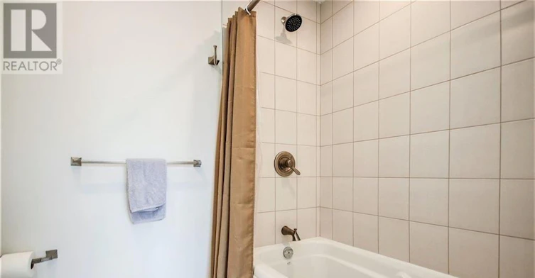 304-2 The Parkway, Ottawa, ON, K2K 0J4 - 28