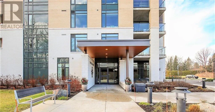 304-2 The Parkway, Ottawa, ON, K2K 0J4 - 3