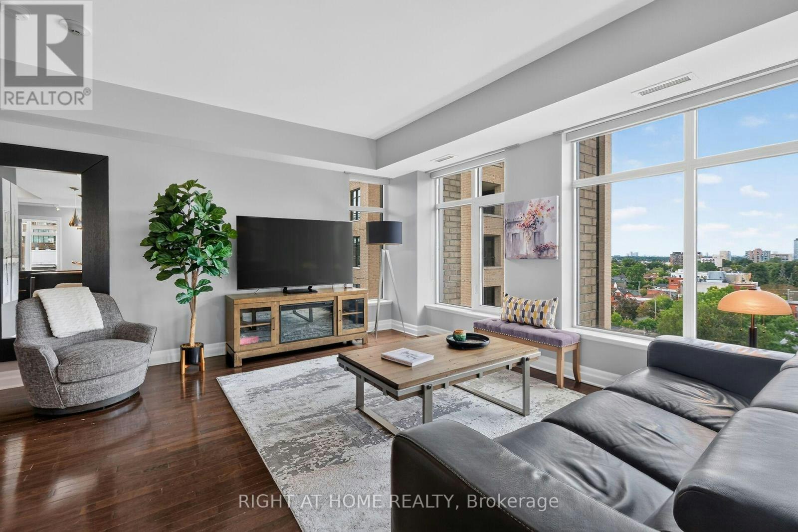 1116-235 Kent Street, Ottawa, ON, K2P 1Z9 - 10