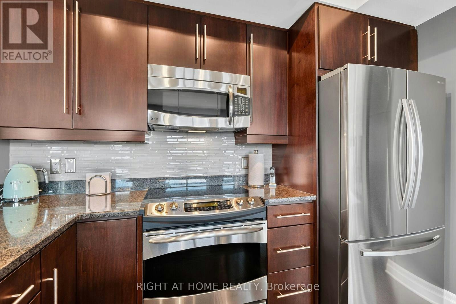 1116-235 Kent Street, Ottawa, ON, K2P 1Z9 - 25