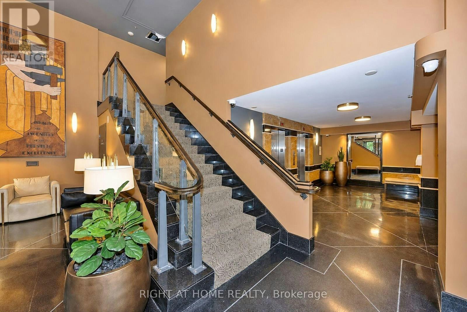 1116-235 Kent Street, Ottawa, ON, K2P 1Z9 - 5