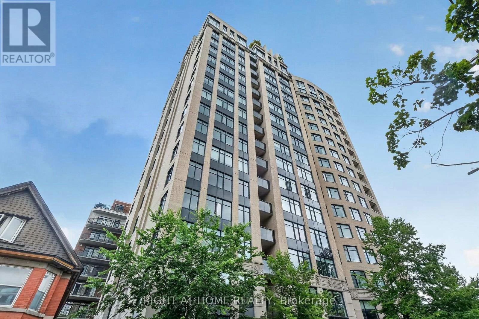 1116-235 Kent Street, Ottawa, ON, K2P 1Z9