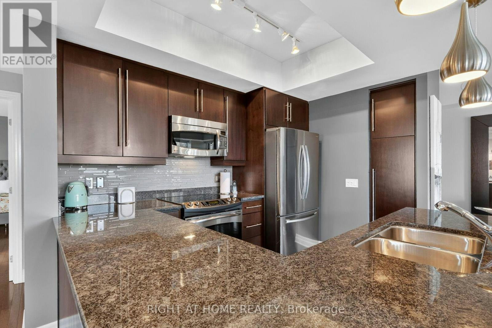 1116-235 Kent Street, Ottawa, ON, K2P 1Z9 - 27