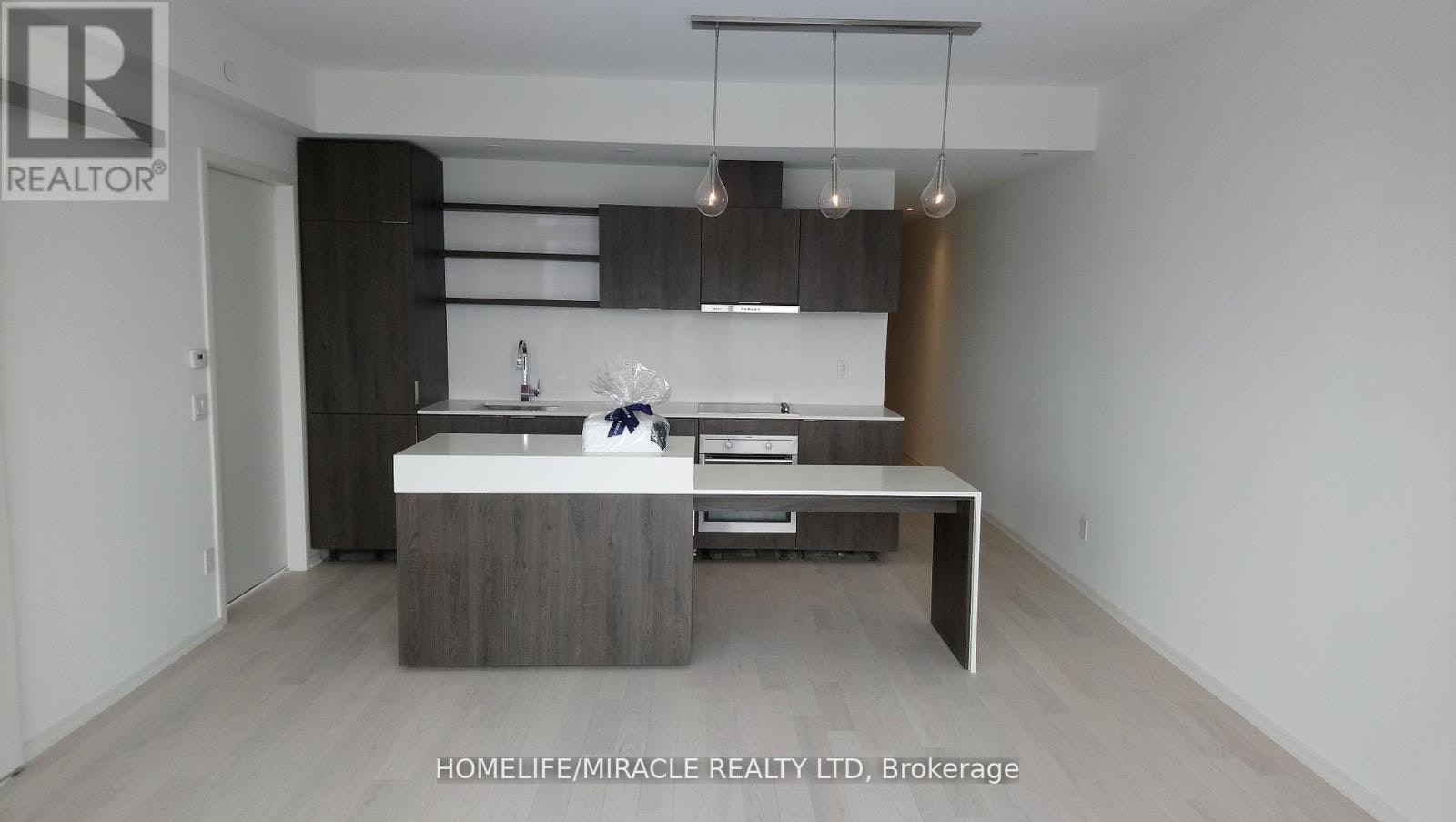 16 Bonnycastle Street, Toronto, ON, M5A 0C9 - 6
