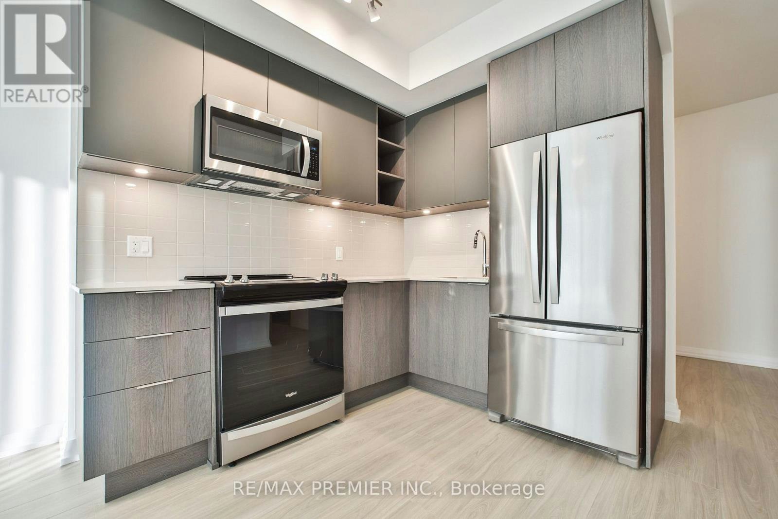502-25 Holly Street, Toronto, ON, M4S 0E3