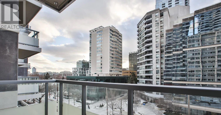 502-25 Holly Street, Toronto, ON, M4S 0E3 - 25