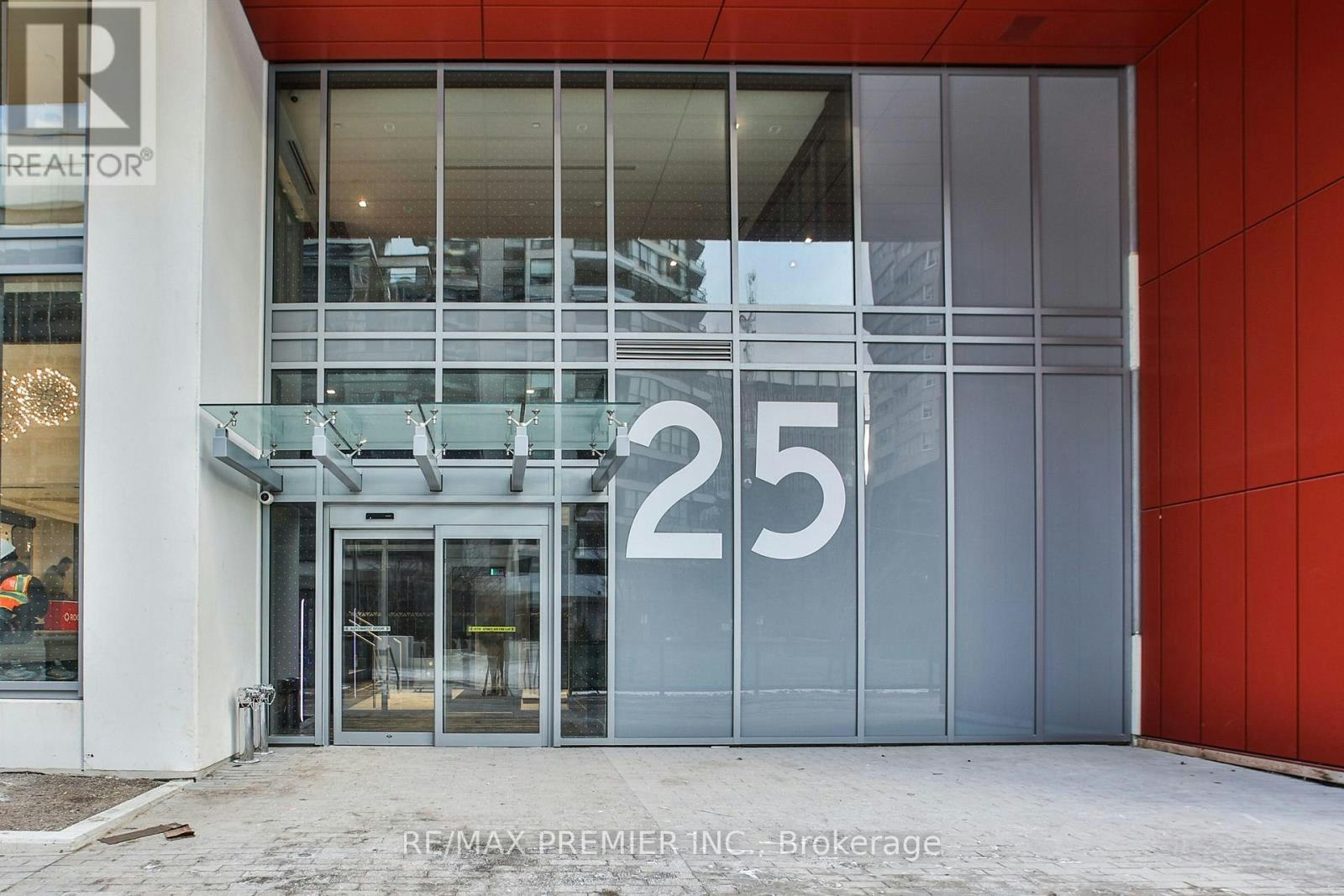 502-25 Holly Street, Toronto, ON, M4S 0E3 - 4