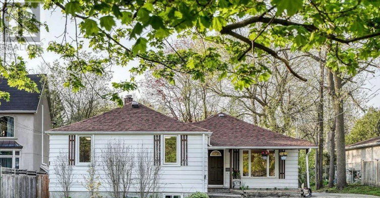 MAIN-126 Weldrick Road W, Richmond Hill, ON, L4C 3V1 - 2