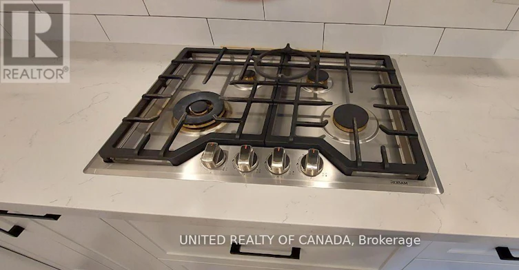 MAIN-126 Weldrick Road W, Richmond Hill, ON, L4C 3V1 - 18