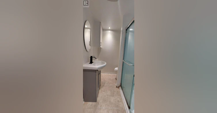 MAIN-126 Weldrick Road W, Richmond Hill, ON, L4C 3V1 - 13