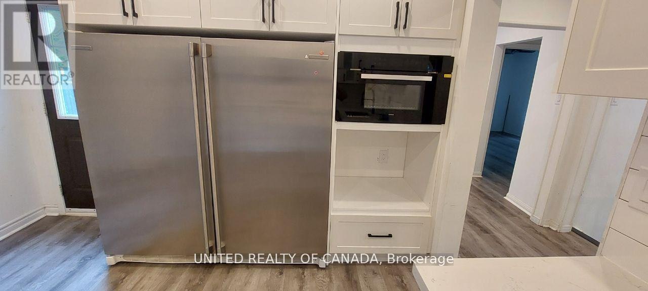 MAIN-126 Weldrick Road W, Richmond Hill, ON, L4C 3V1 - 16