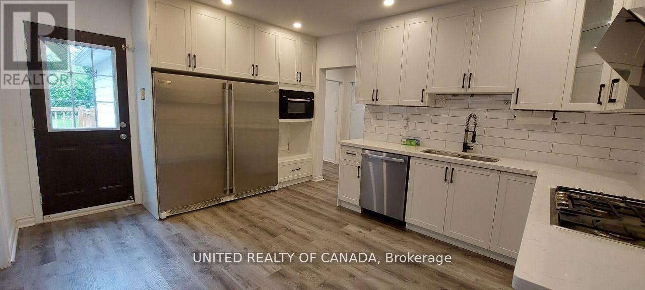 MAIN-126 Weldrick Road W, Richmond Hill, ON, L4C 3V1 - 15