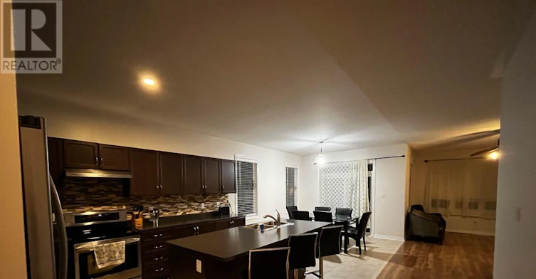 15 Leeward Circle, Wasaga Beach, ON, L9Z 0E9 - 2