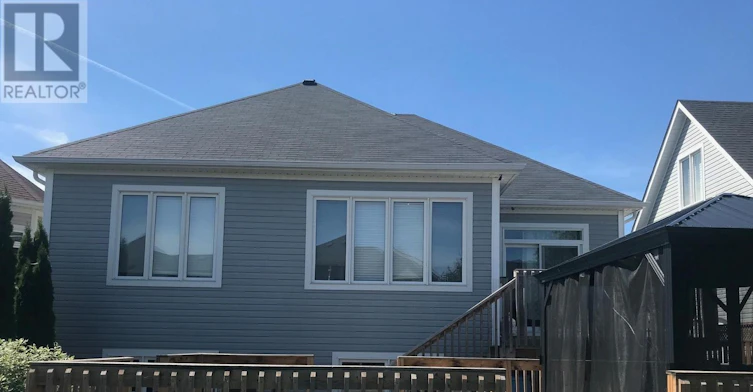 15 Leeward Circle, Wasaga Beach, ON, L9Z 0E9 - 13
