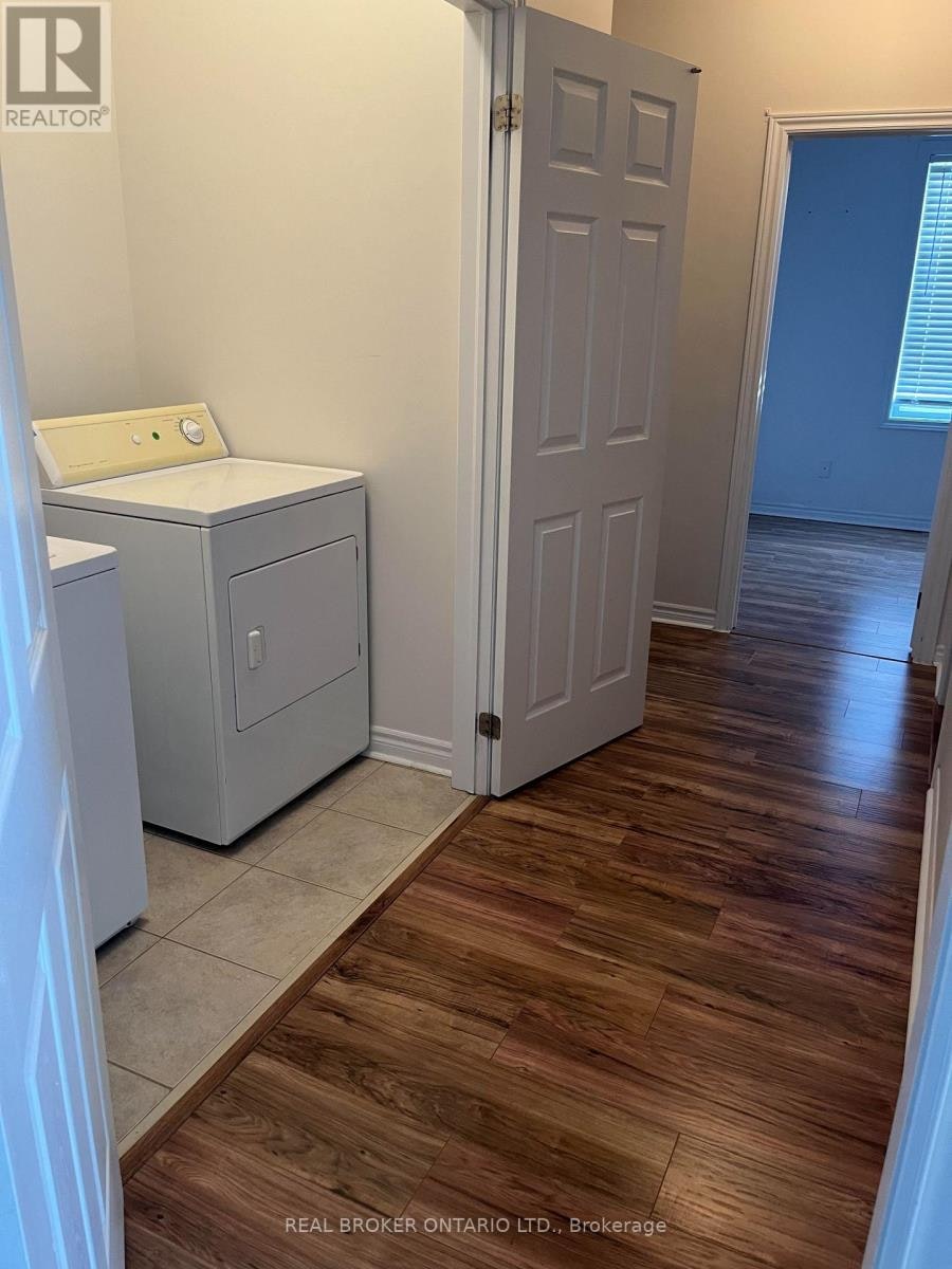 15 Leeward Circle, Wasaga Beach, ON, L9Z 0E9 - 12