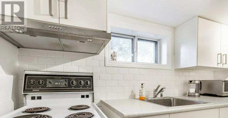 LOWER-603 Saint Clarens Avenue, Toronto, ON, M6H 3W8 - 10