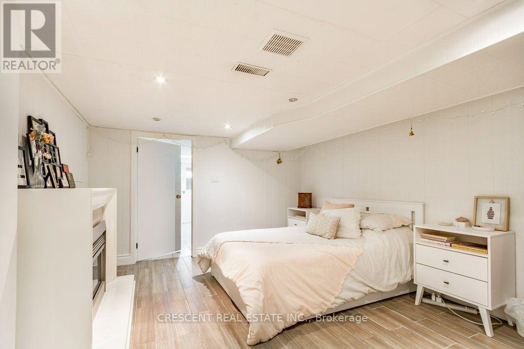 LOWER-603 Saint Clarens Avenue, Toronto, ON, M6H 3W8 - 5