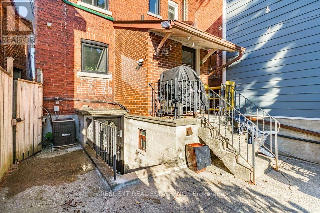 LOWER-603 Saint Clarens Avenue, Toronto, ON, M6H 3W8 - 23
