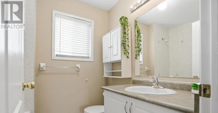 4 Cloverlawn Street, Brampton, ON, L7A 3X6 - 16