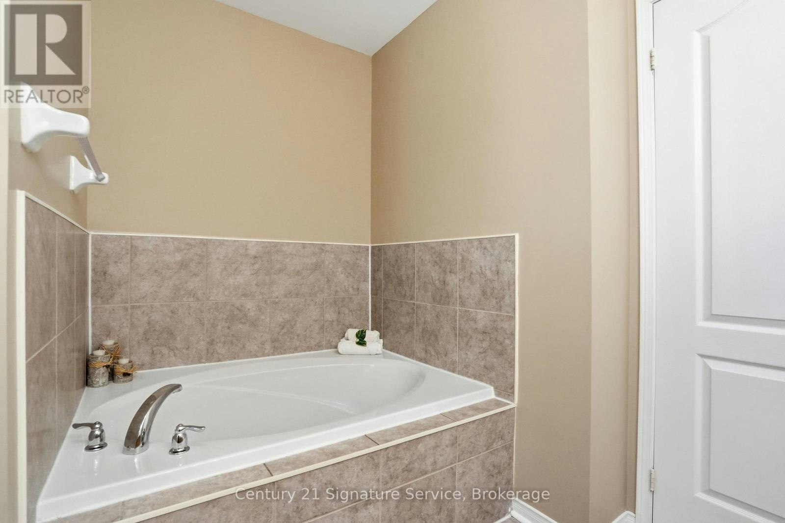 4 Cloverlawn Street, Brampton, ON, L7A 3X6 - 26