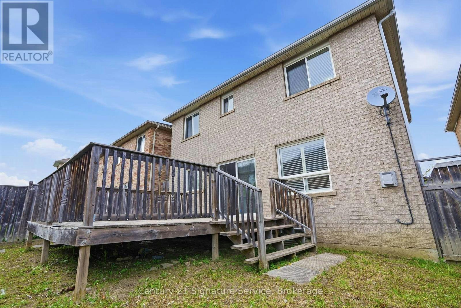 4 Cloverlawn Street, Brampton, ON, L7A 3X6 - 32