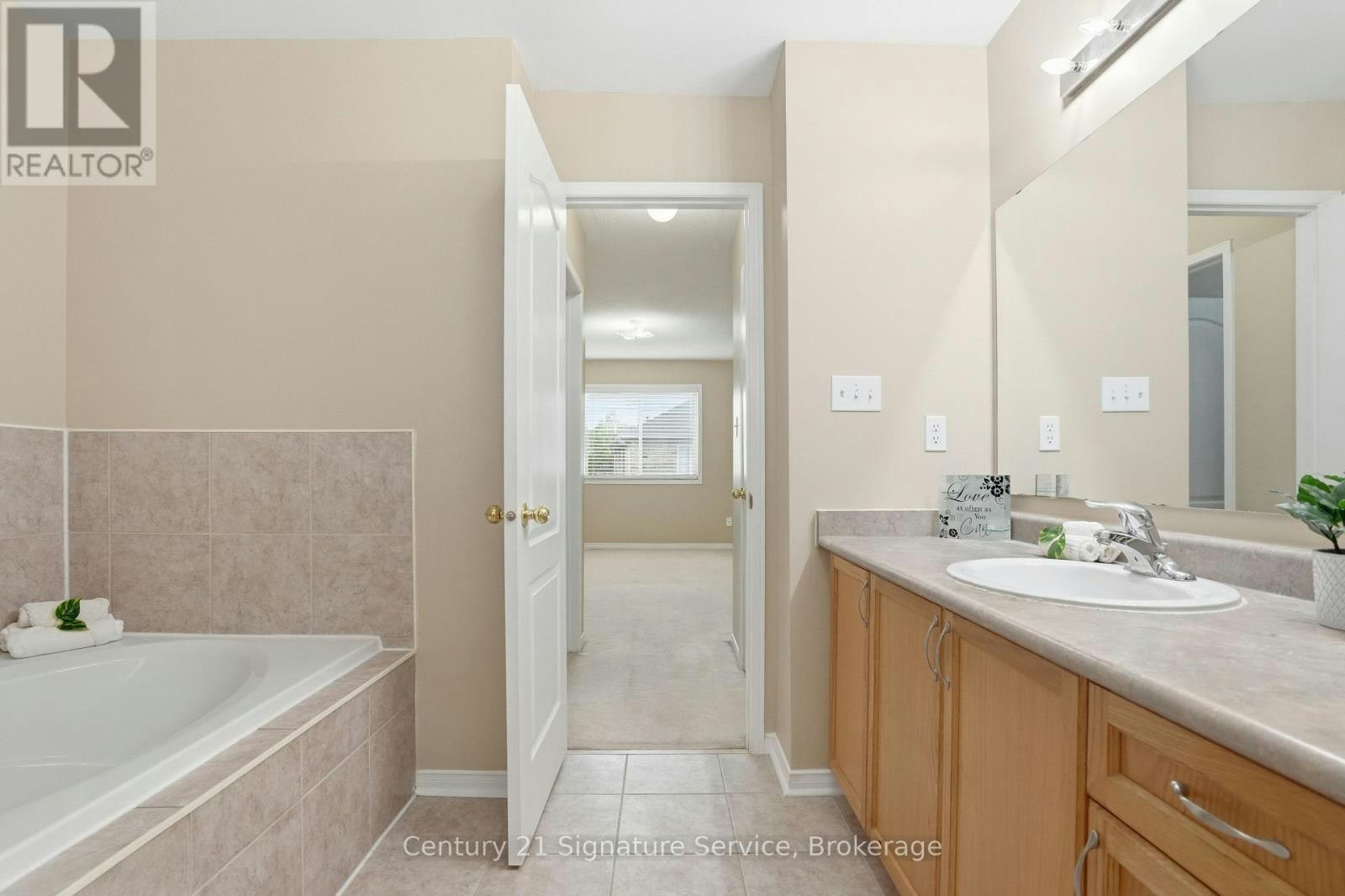 4 Cloverlawn Street, Brampton, ON, L7A 3X6 - 25