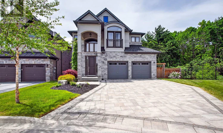 31 Dorr Court