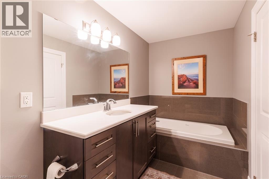 240 Villagewalk Boulevard, London, ON, N6G 0P6 - 16