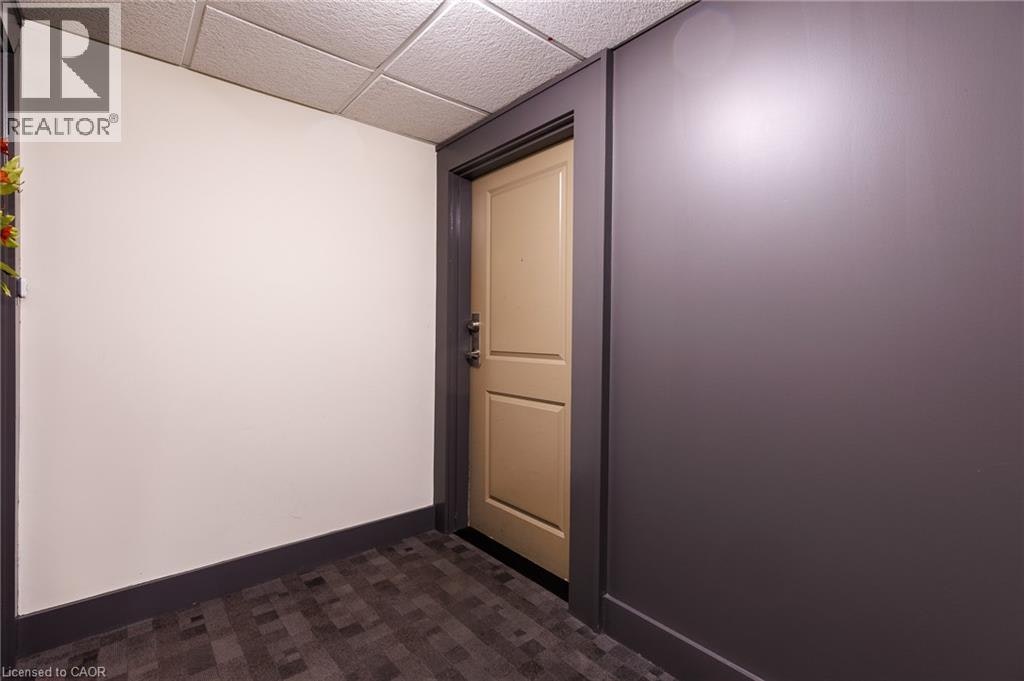 240 Villagewalk Boulevard, London, ON, N6G 0P6 - 18