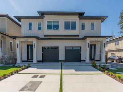 11478 92 Avenue - 2