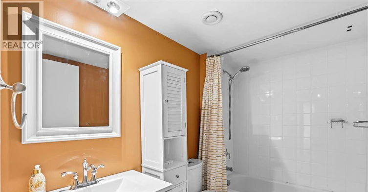 301-380 Pelissier Street, Windsor, ON, N9A 6V7 - 13