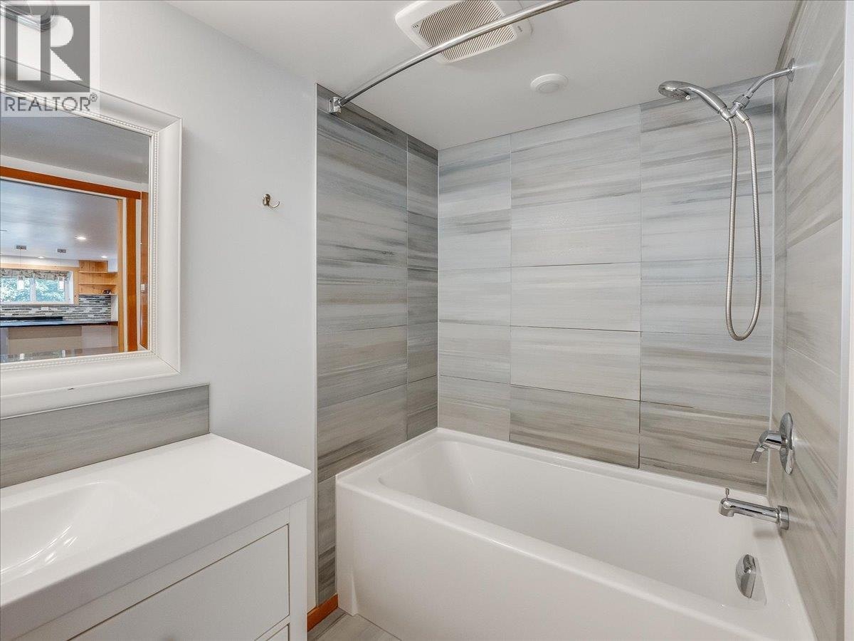 603 Delbruck Street, Nelson, BC, V1L 5L8 - 36