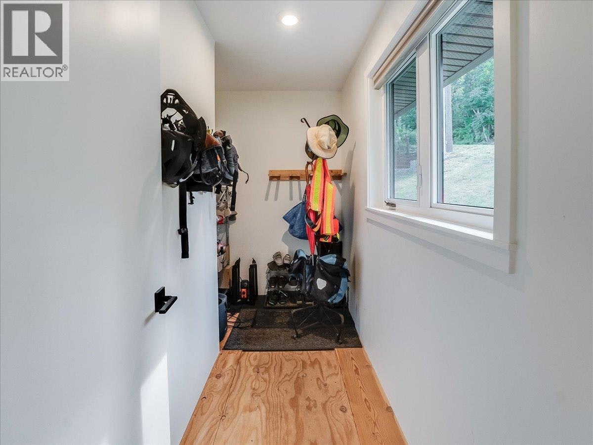 603 Delbruck Street, Nelson, BC, V1L 5L8 - 21