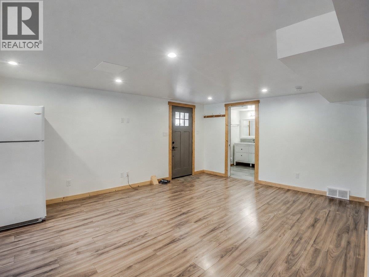 603 Delbruck Street, Nelson, BC, V1L 5L8 - 33