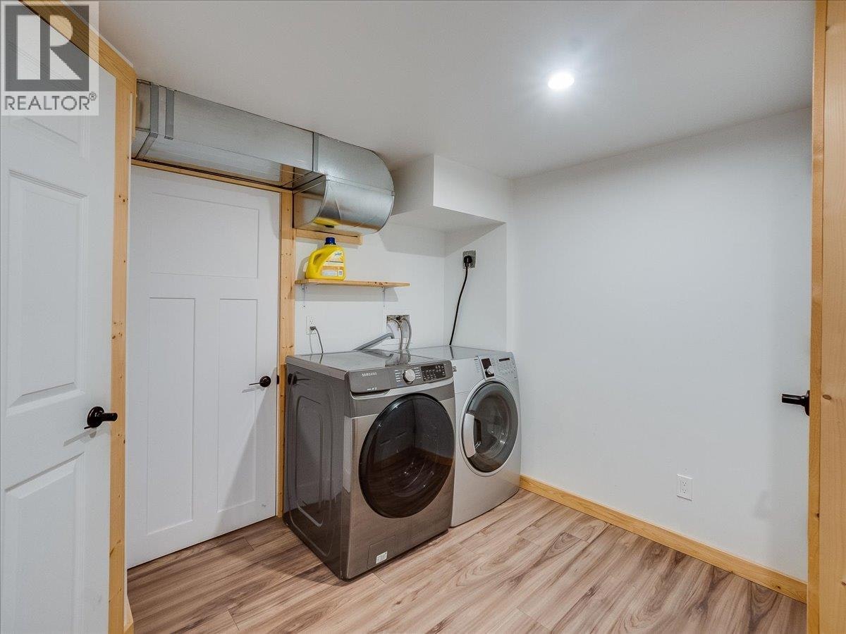 603 Delbruck Street, Nelson, BC, V1L 5L8 - 37