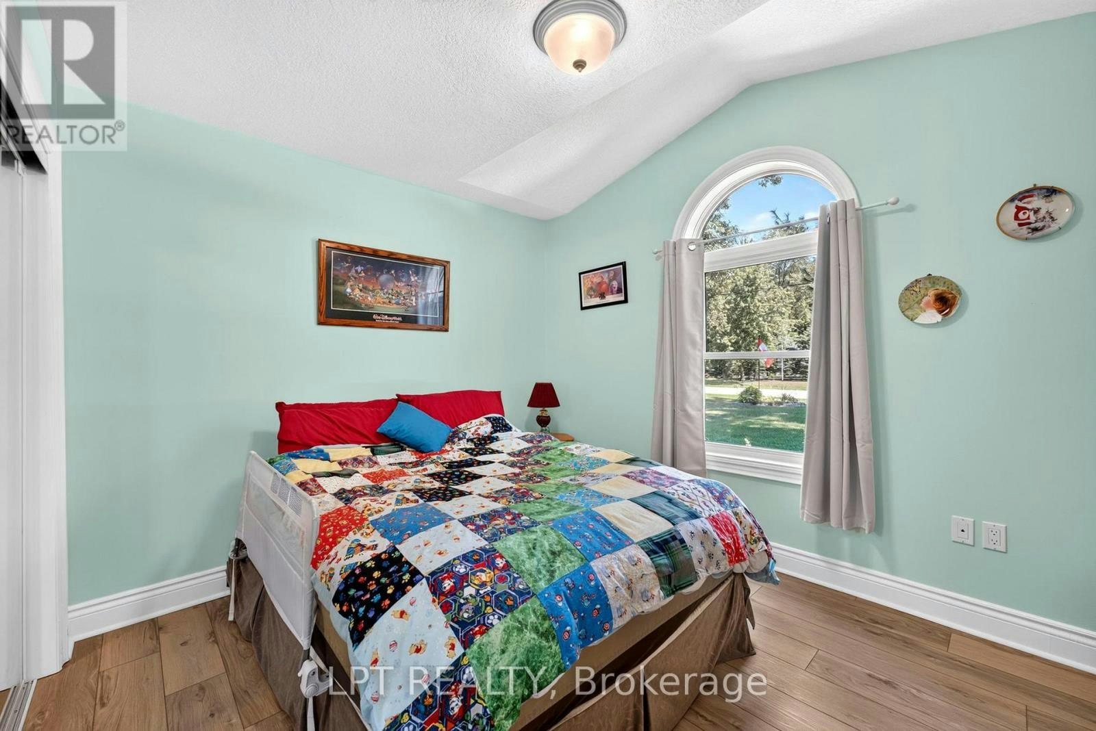 10011 Jenna Road, Lambton Shores, ON, N0M 1T0 - 22