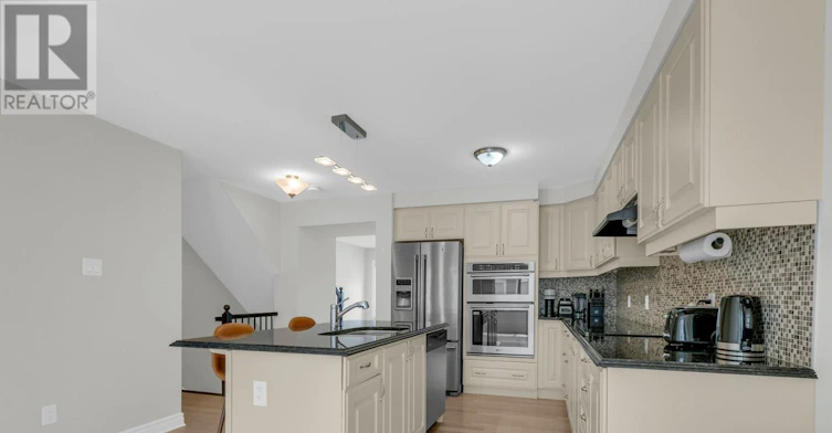167 Gelderland Private, Ottawa, ON, K2V 0H8 - 10