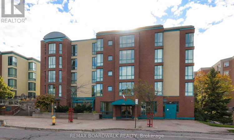 206-330 Centrum Boulevard