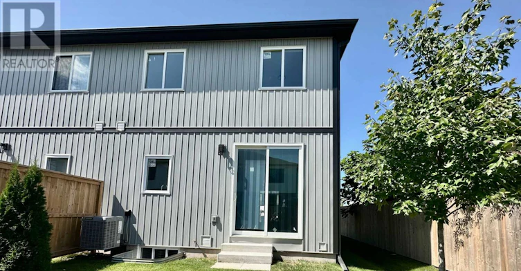 30 121a Moffatt Street, St. Catharines, ON, L2P 0G4 - 4
