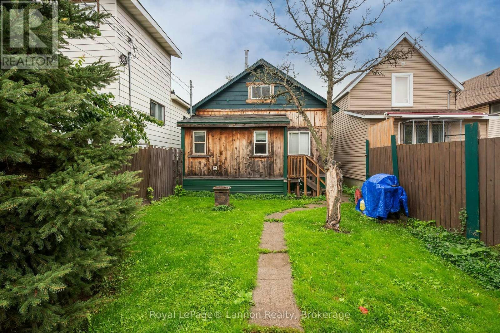 1009 Alexandra Street, Thunder Bay, ON, P7C 3G6