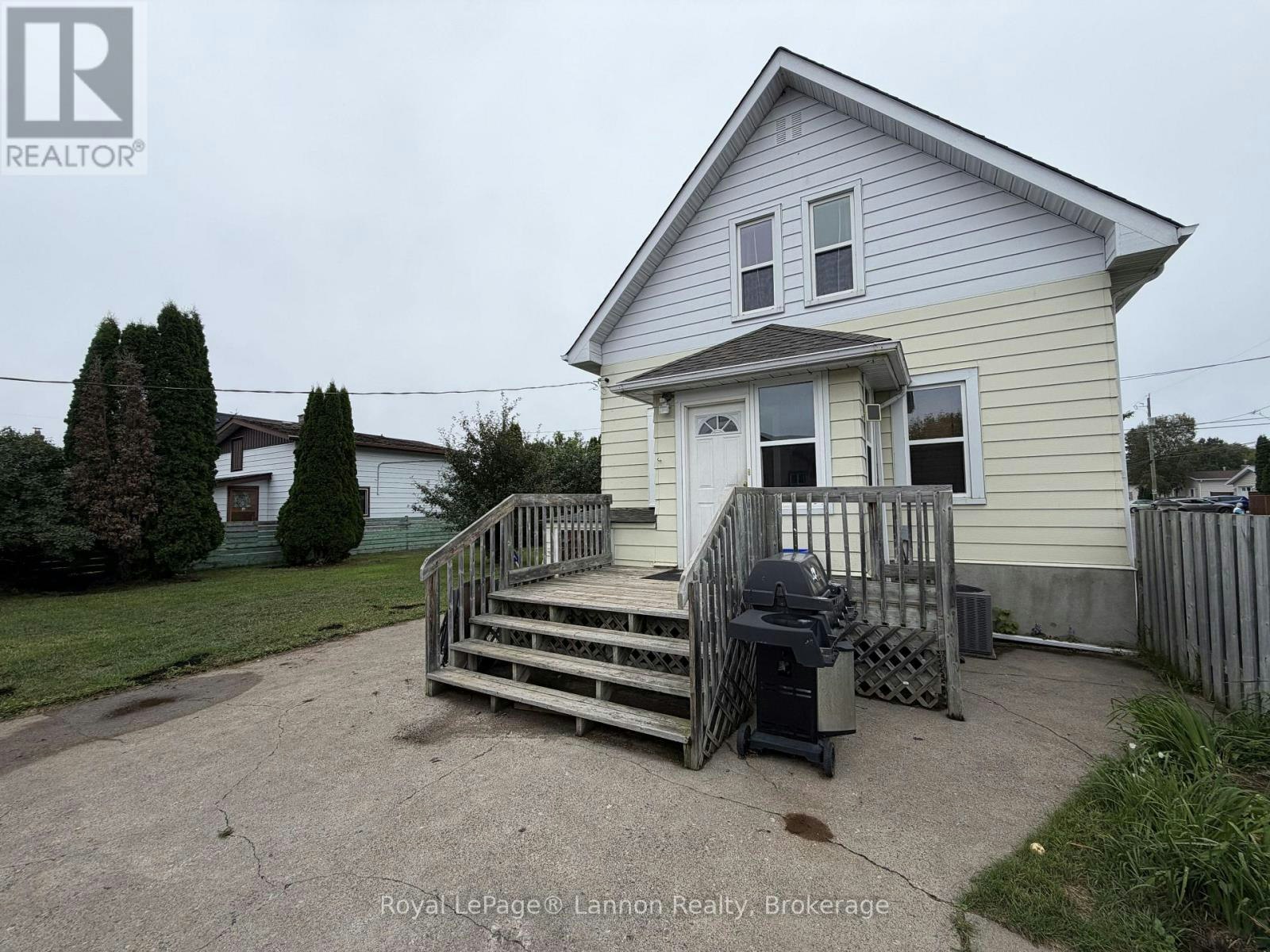 279 Dewe Avenue, Thunder Bay, ON, P7A 2E7
