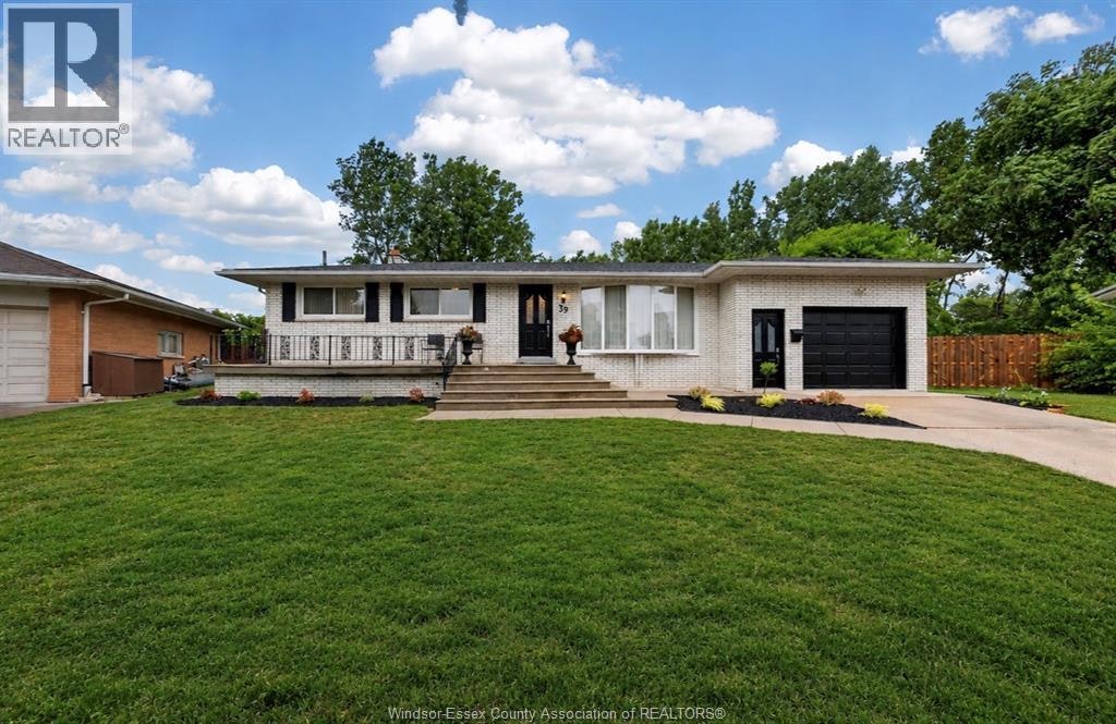 39 Johnson Avenue, Leamington, ON, N8H 3T8