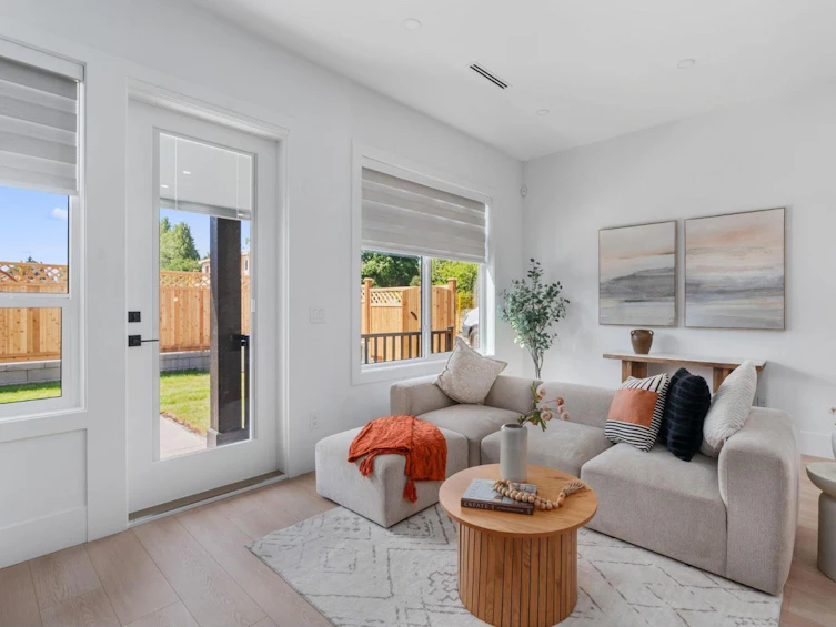 11480 92 Avenue, Delta, BC, V4C 3K7 - 4