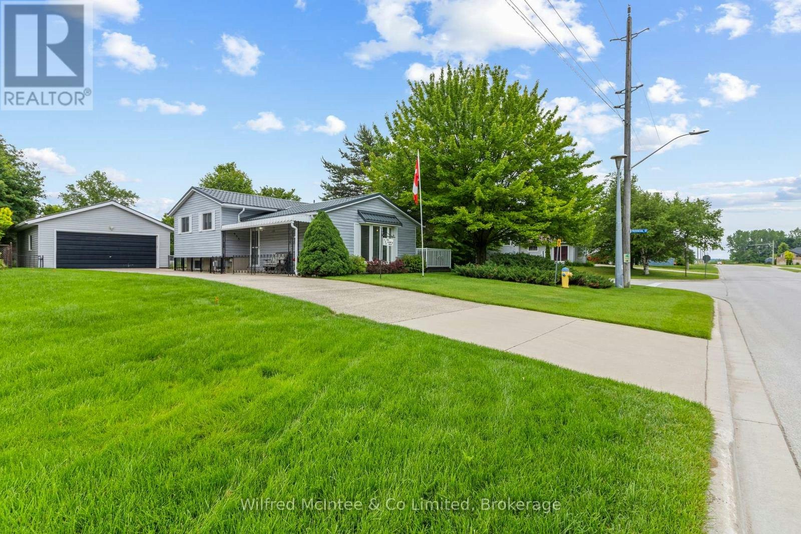 455 Bruce Street, Saugeen Shores, ON, N0H 2C1
