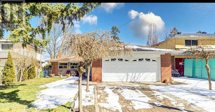 MAIN-15 Strandhill Road, Toronto, ON, M1J 3A8