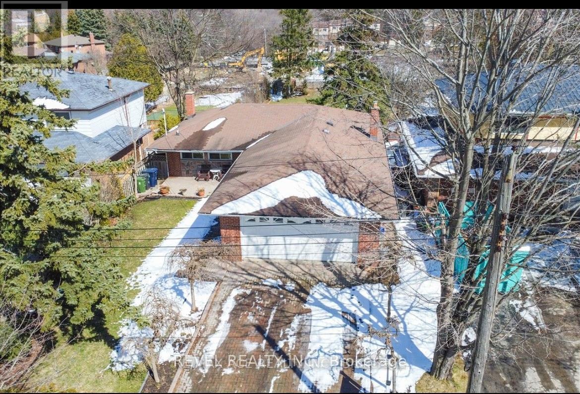 MAIN-15 Strandhill Road, Toronto, ON, M1J 3A8 - 2