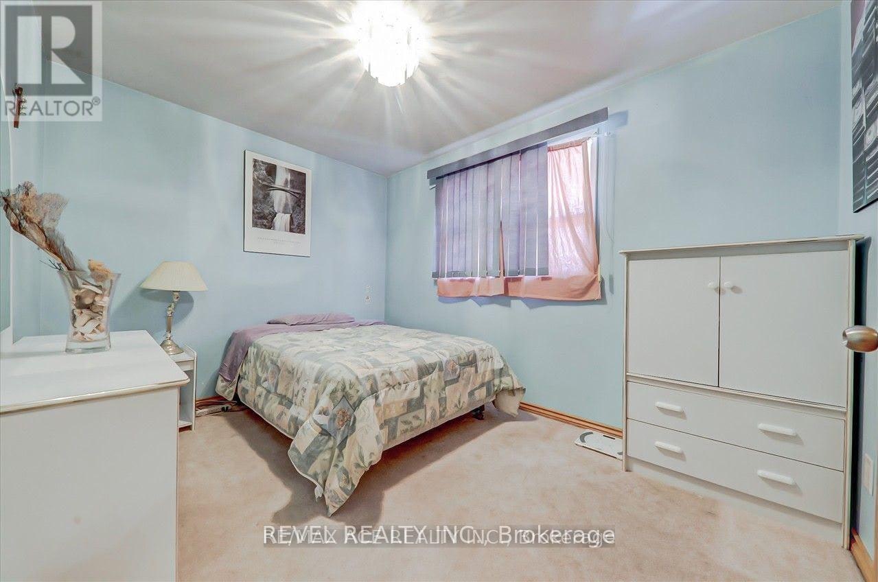 MAIN-15 Strandhill Road, Toronto, ON, M1J 3A8 - 13