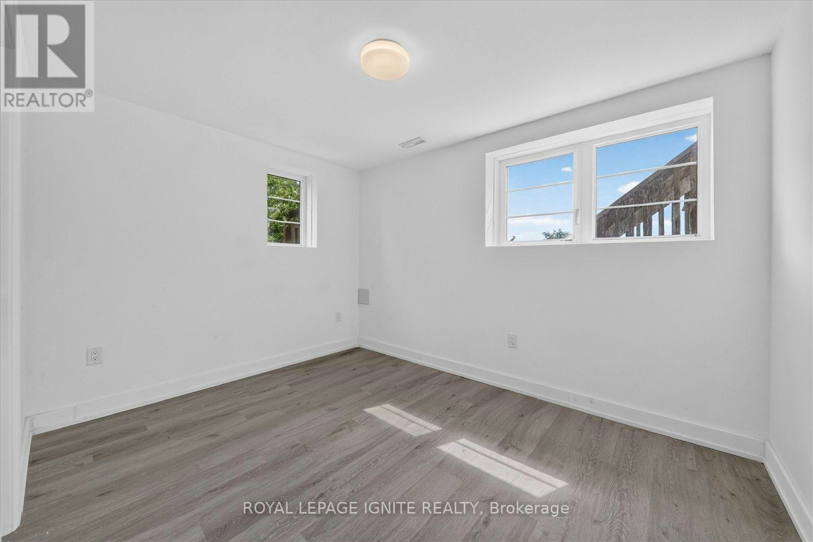 BSMT-133 Dance Act Avenue, Oshawa, ON, L1H 0H4 - 16